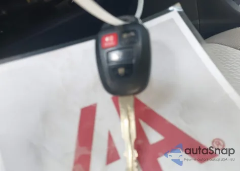 2018 Toyota Corolla Le from USA, damaged, VIN 2T1BURHE1JC995218